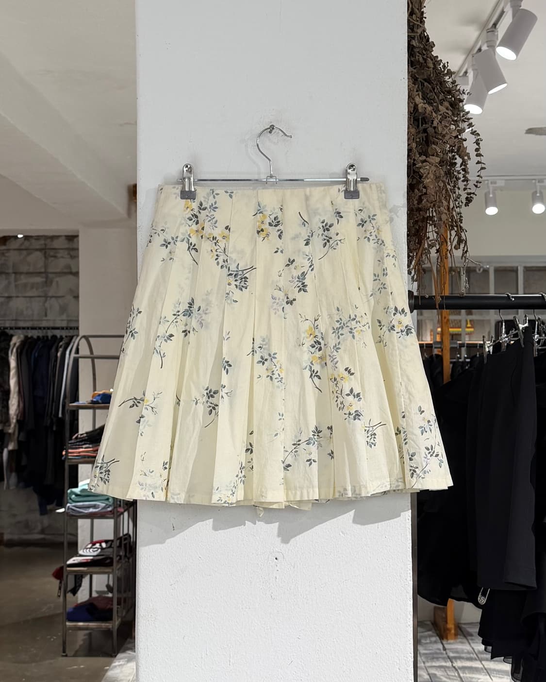 아페쎄 아이보리 플로럴 플리츠 프릴 미니 스커트 상품이미지4