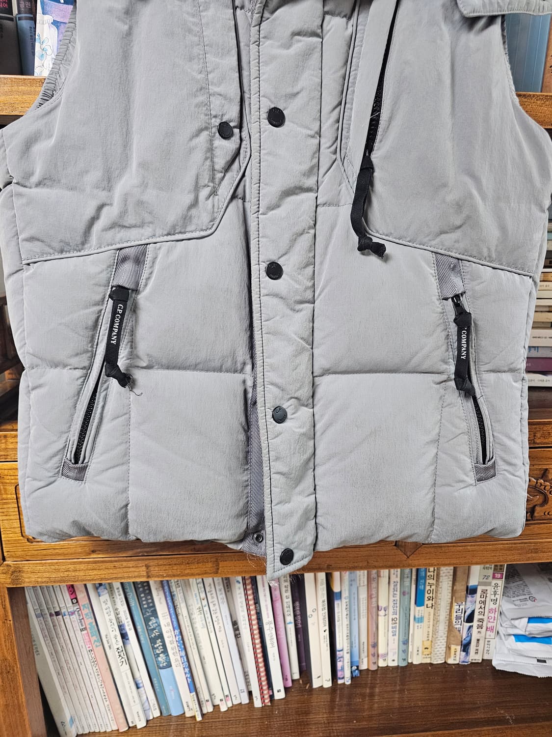 씨피컴퍼니 조끼 패딩 팔아요!!! 패딩조끼 패딩 cp컴퍼니 베스트 자켓 상품이미지6
