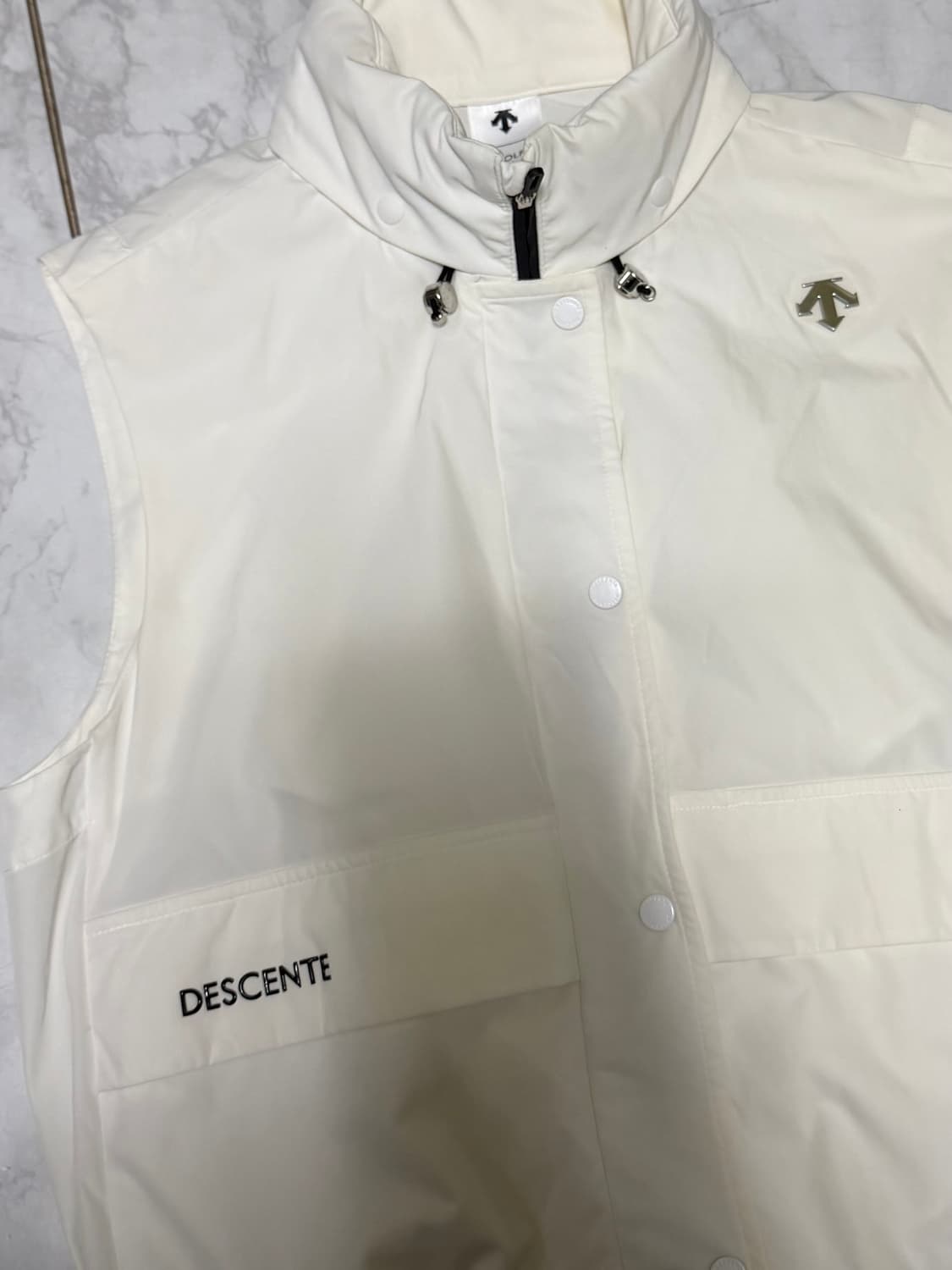 데상트 골프 여성 나일론조끼 여성 90 상품이미지2