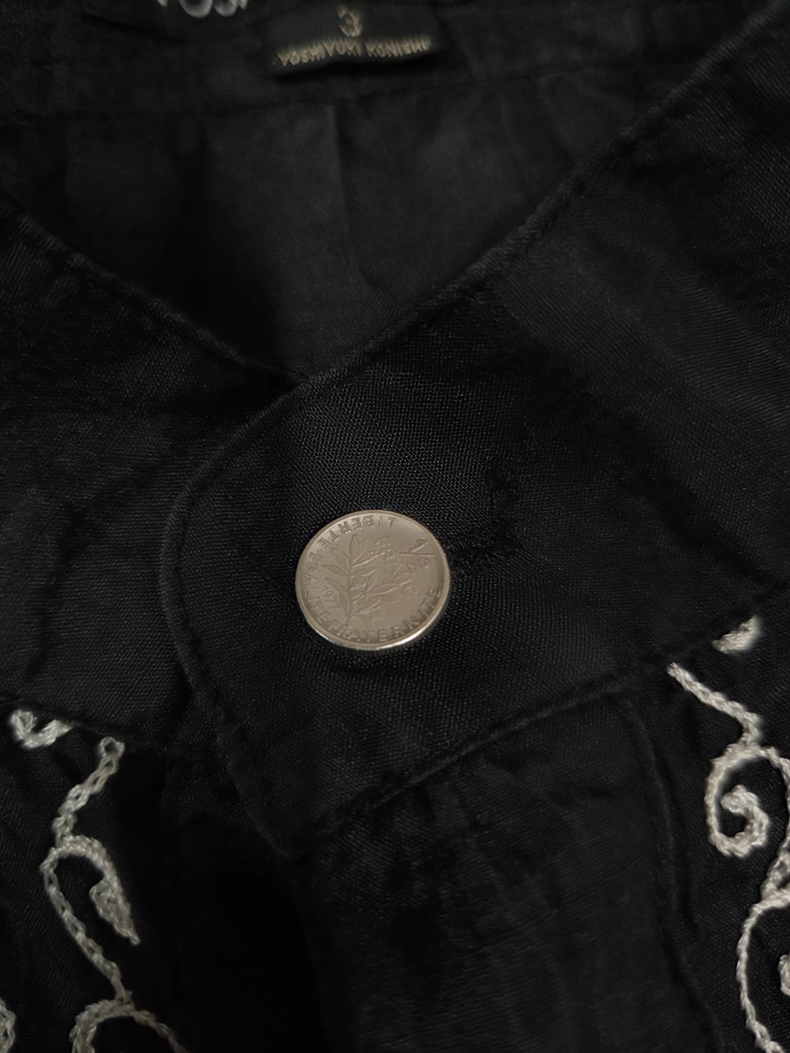 요시유키 코니시 재팬 블랙 실크 헨리넥 셔츠 상품이미지6