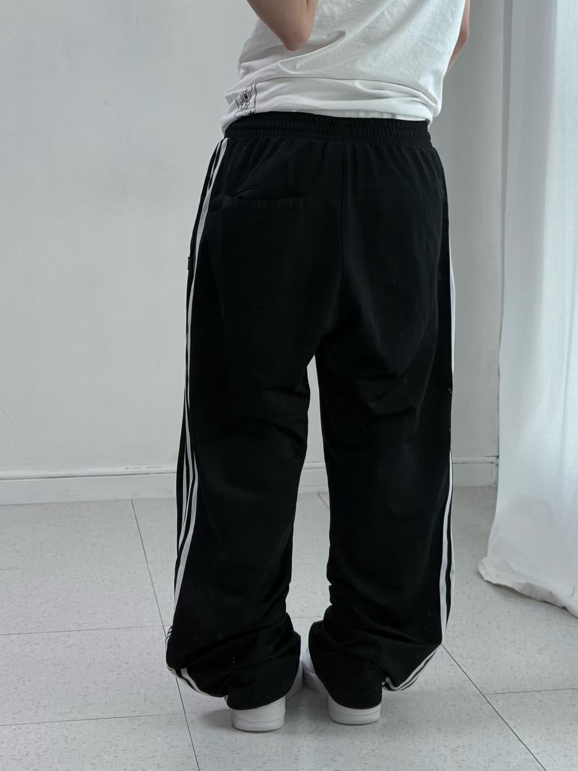 아디다스 블랙 파이어버드 트랙팬츠 상품이미지4