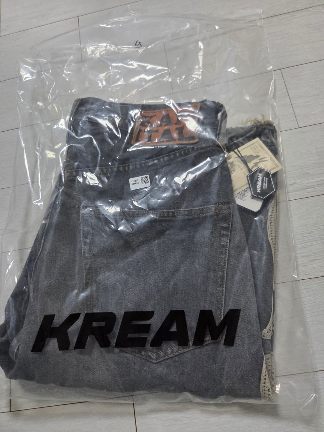 [32] 캐피탈 본 자수 숏 팬츠 블랙 상품이미지2