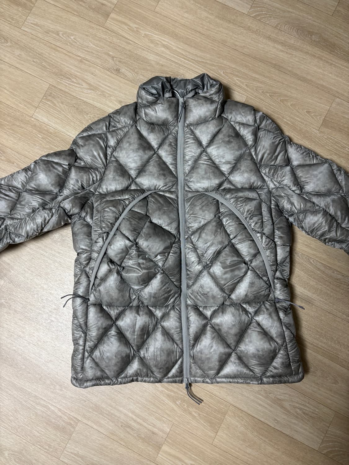 로아하이킹 nuna 패딩 실버 그레이 xl 상품이미지2