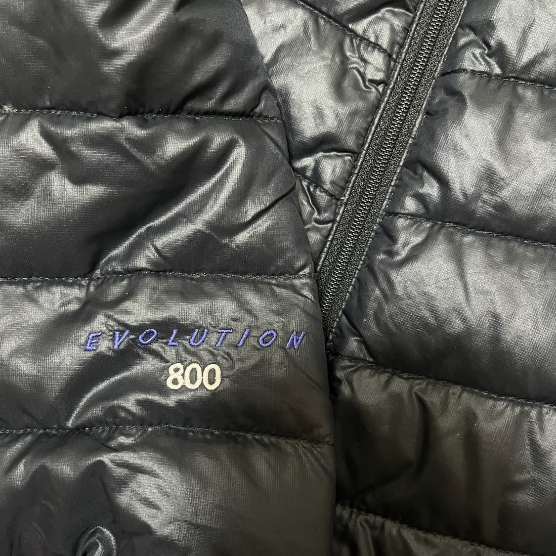 네파 구스다운 800 로고 경량패딩 점퍼 [블랙] S/90 상품이미지6