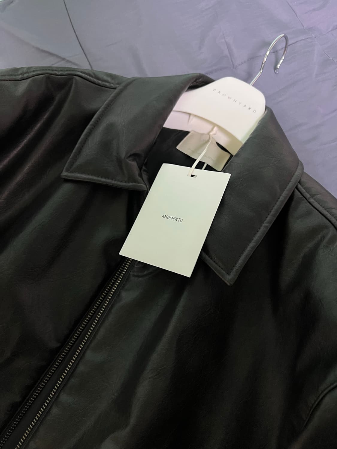 아모멘토 24fw 비건레더블루종 L 상품이미지2