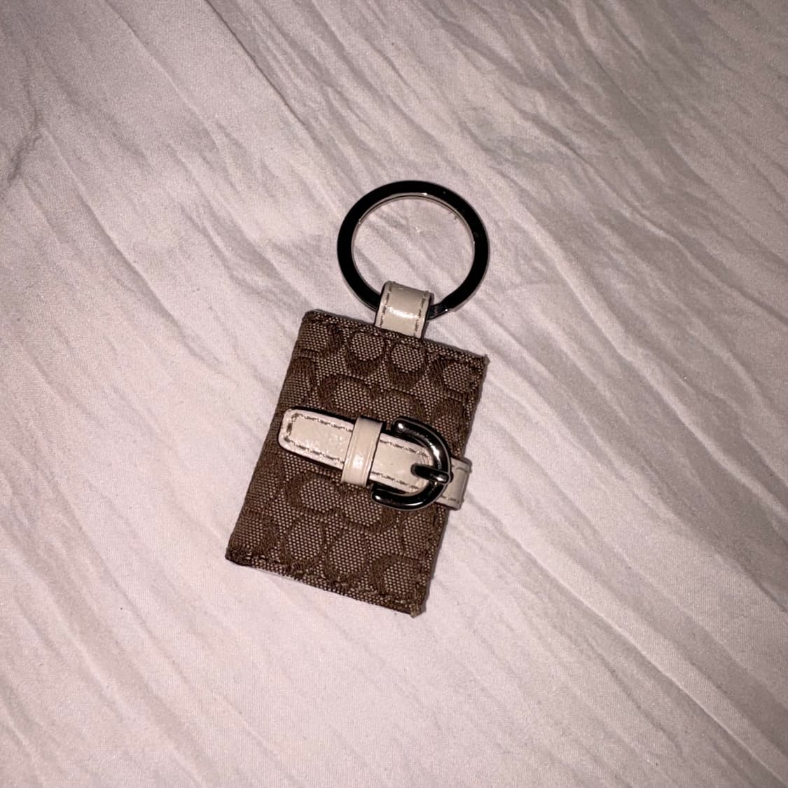 Coach frame keyring (ivory) 상품이미지3