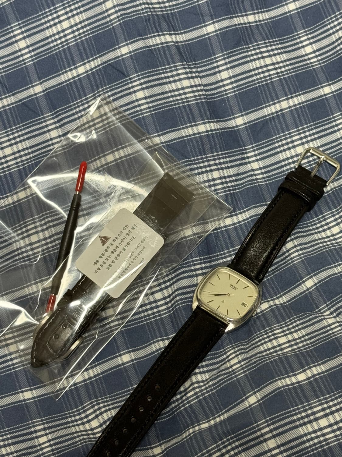 [빈티지세이코] Seiko 스퀘어 쿼츠 데이트 버티컬 다이얼 상품이미지8