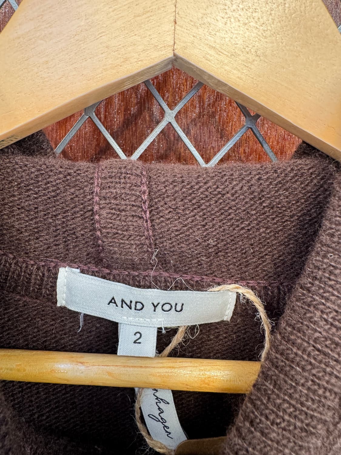 and you 앤유 캐시미어 로고 프린팅 빈티지 브라운 후드 니트 M 상품이미지4