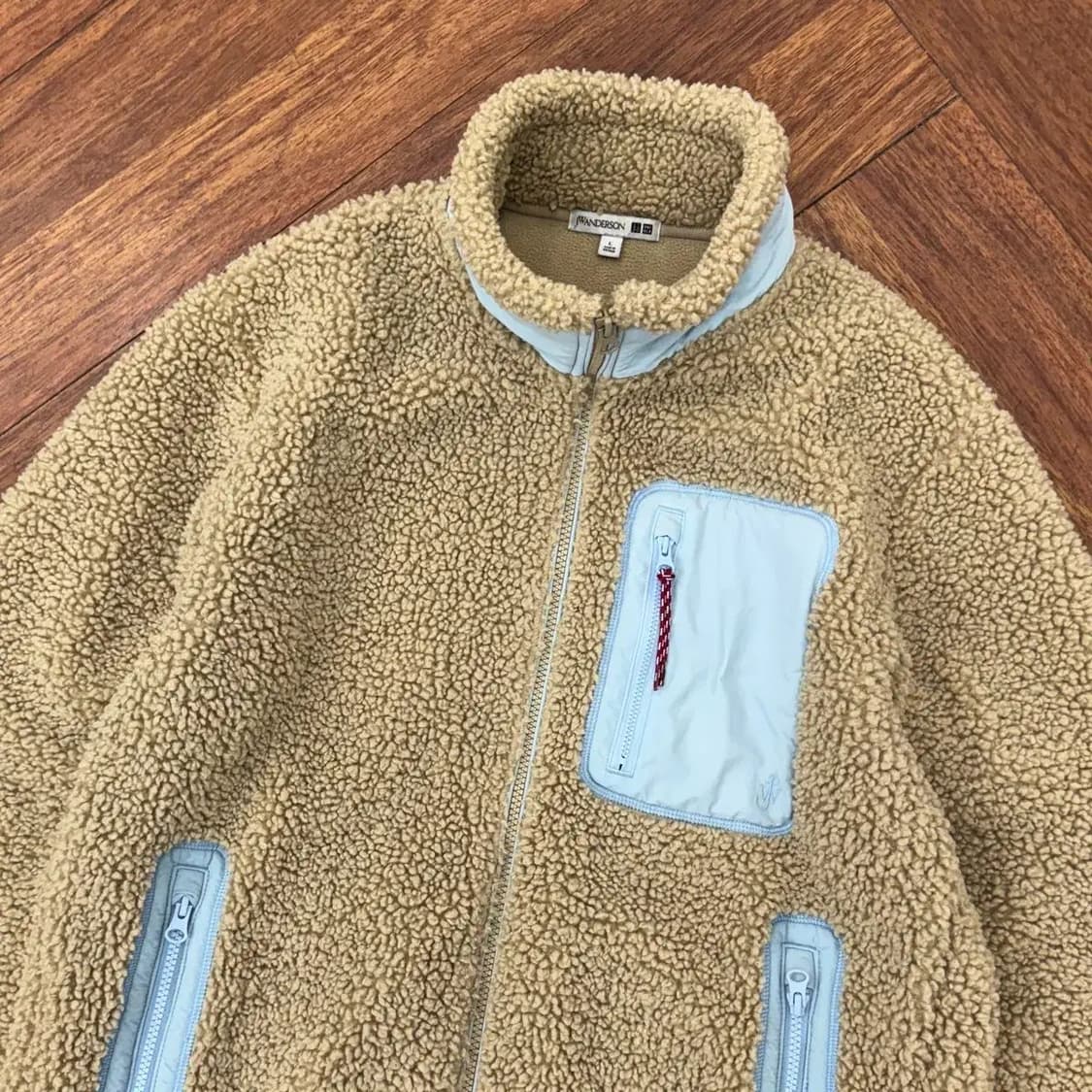 L 유니클로 x J.W ANDERSON 플리스 자켓  상품이미지3
