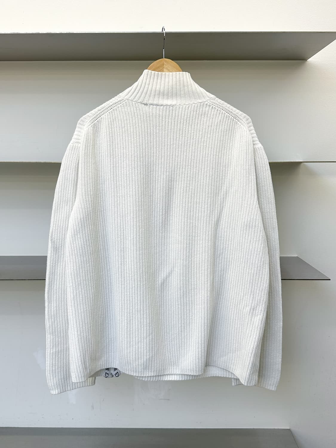 아르마니 익스체인지 다이애그널 집업 리브드 스웨터 상품이미지3