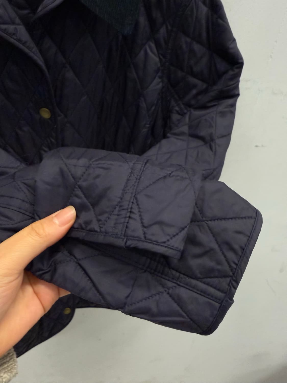 Barbour 아난데일 퀼트 자켓 (네이비) 여성용  상품이미지2