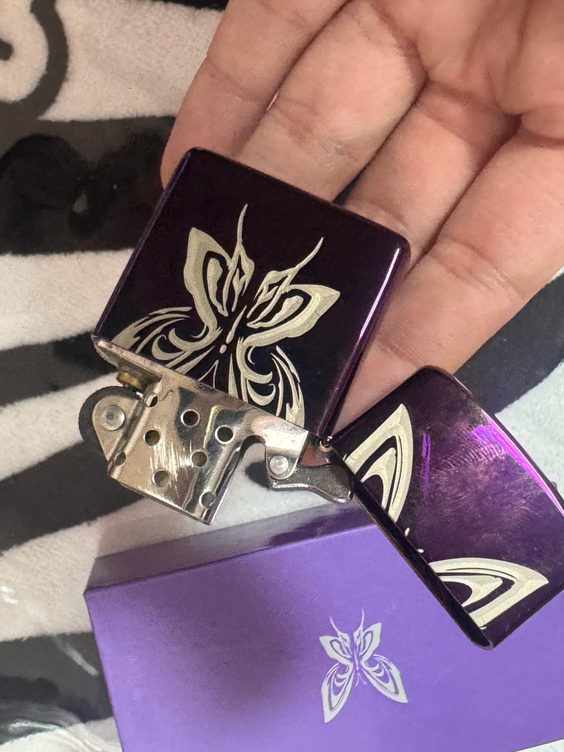 알고있지만 드라마 굿즈 한소희 송강 지포 라이터 상품이미지4