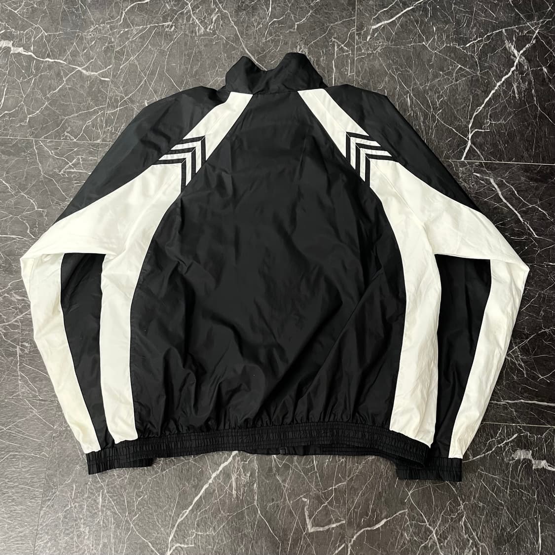 아디다스 멀티로고 오버사이즈 오레오 바람막이 자켓 상품이미지4