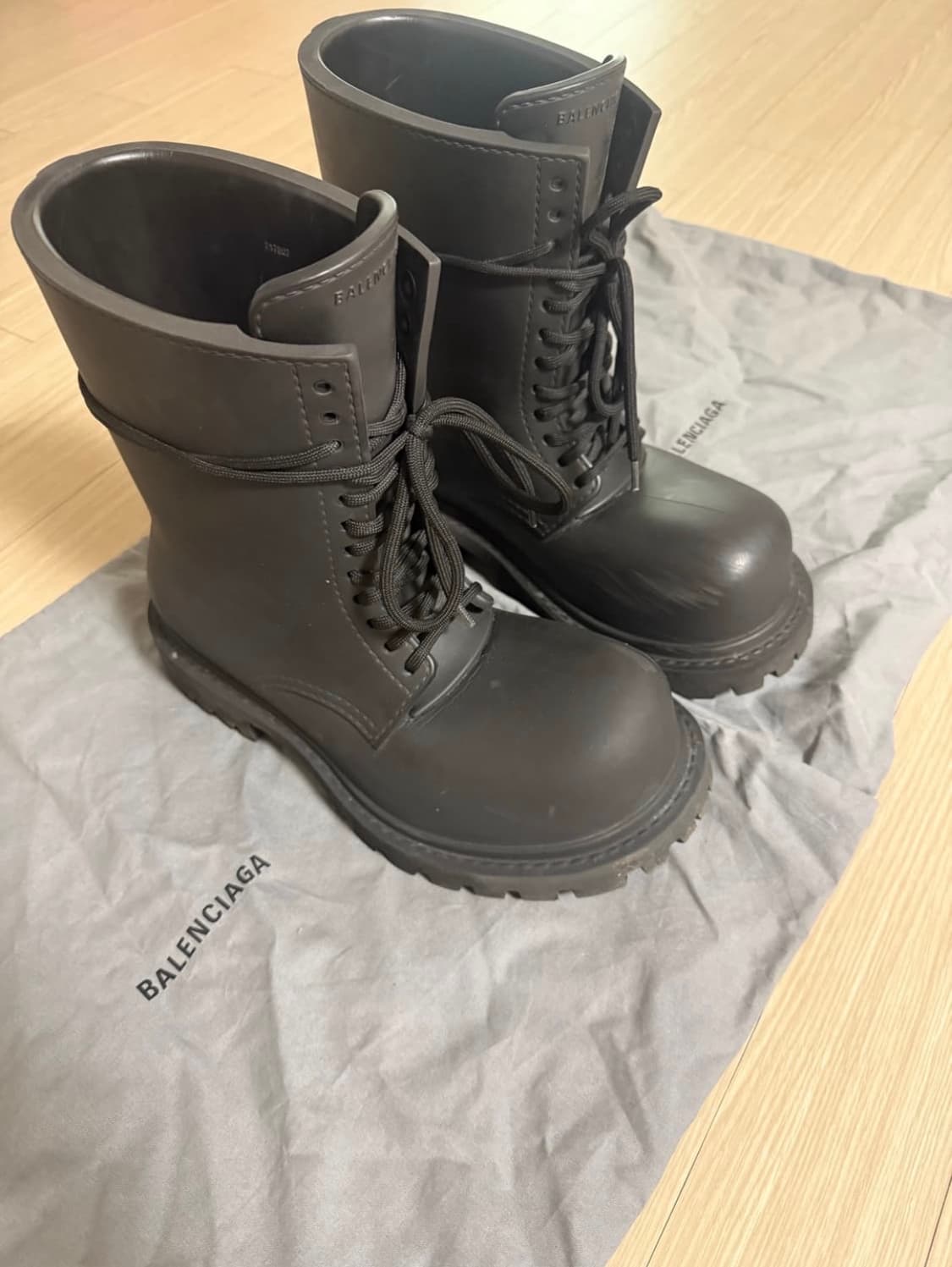 발렌시아가 스테로이드 부츠 41size 상품이미지1