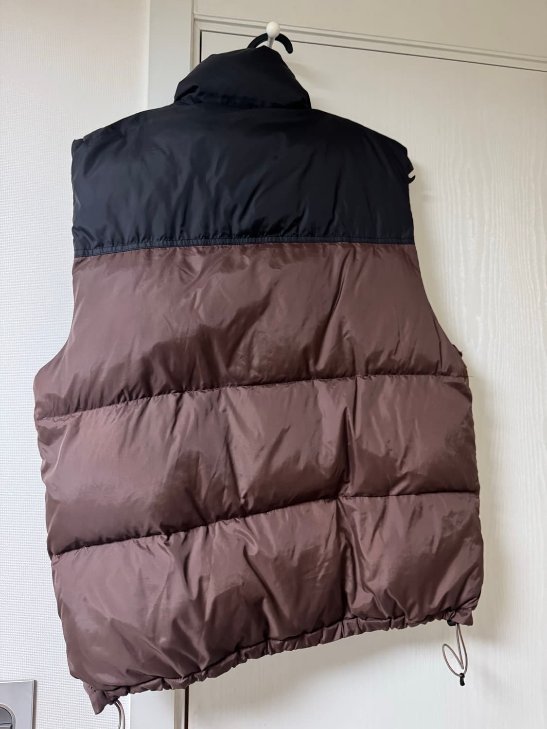 노이아고 조끼 패딩 NOI1074 리버시블 다운 패딩 베스트 (브라운)  상품이미지5