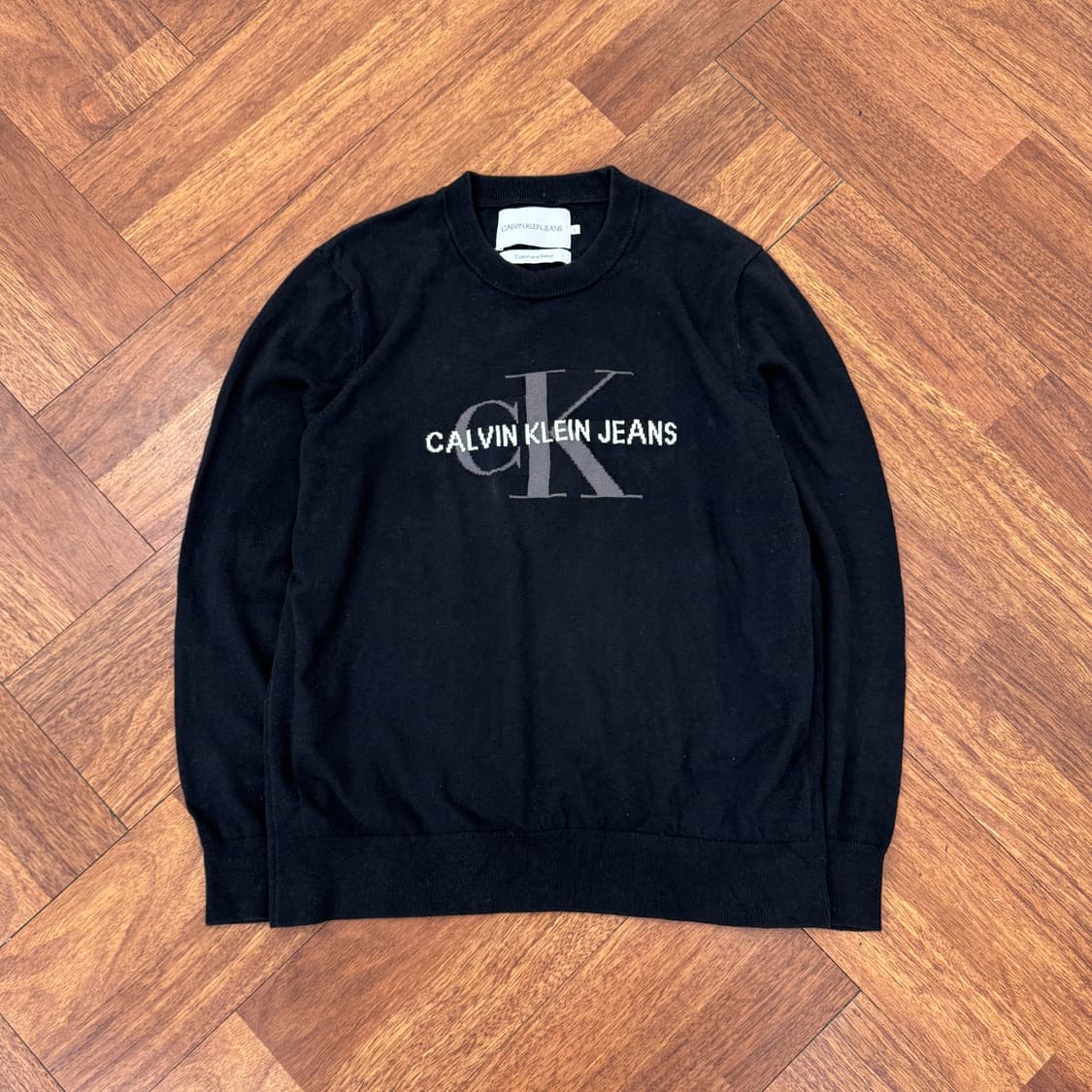 L CK 캘빈클라인 빅로고 라운드 니트  상품이미지1