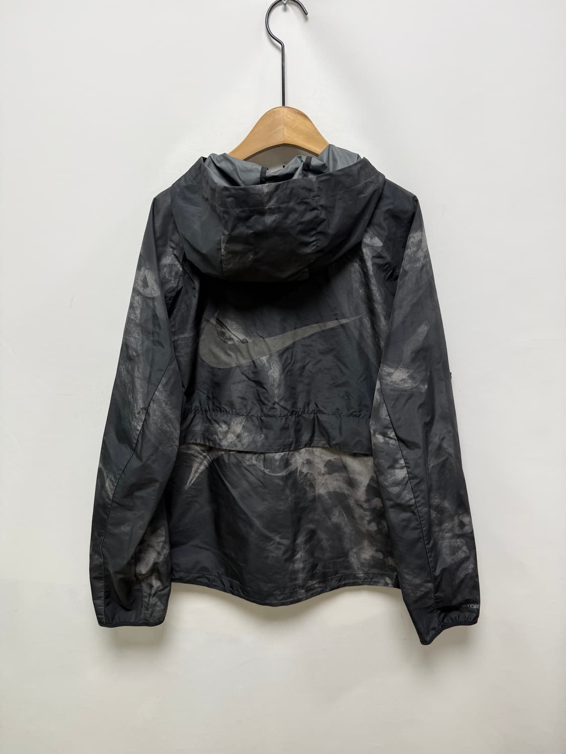 나이키 스톰-핏 러닝 디비전 바람막이 상품이미지2