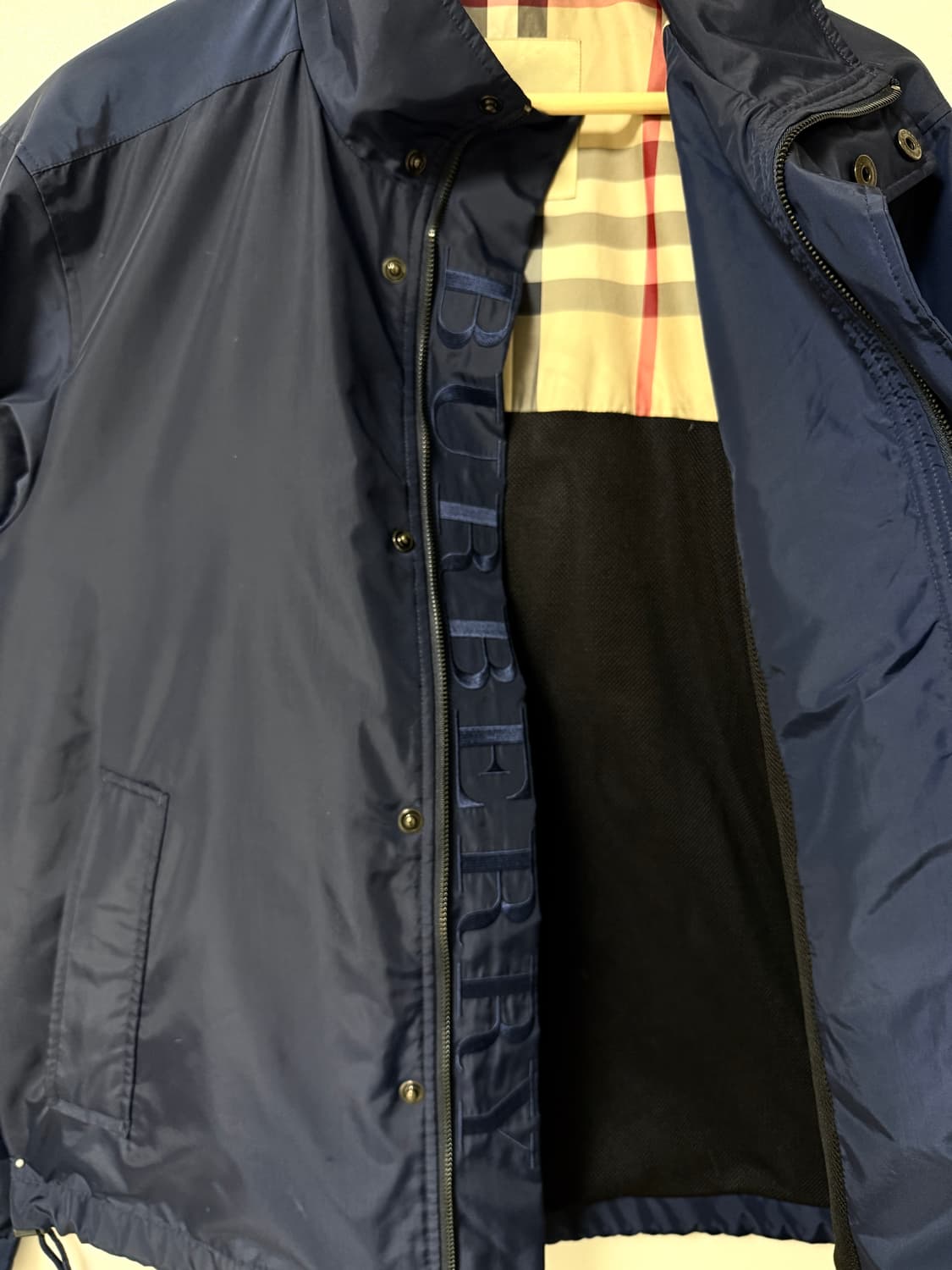 💙 버버리 런던 바람막이 자켓 L / 네이비 노바체크 집업 자켓 상품이미지6