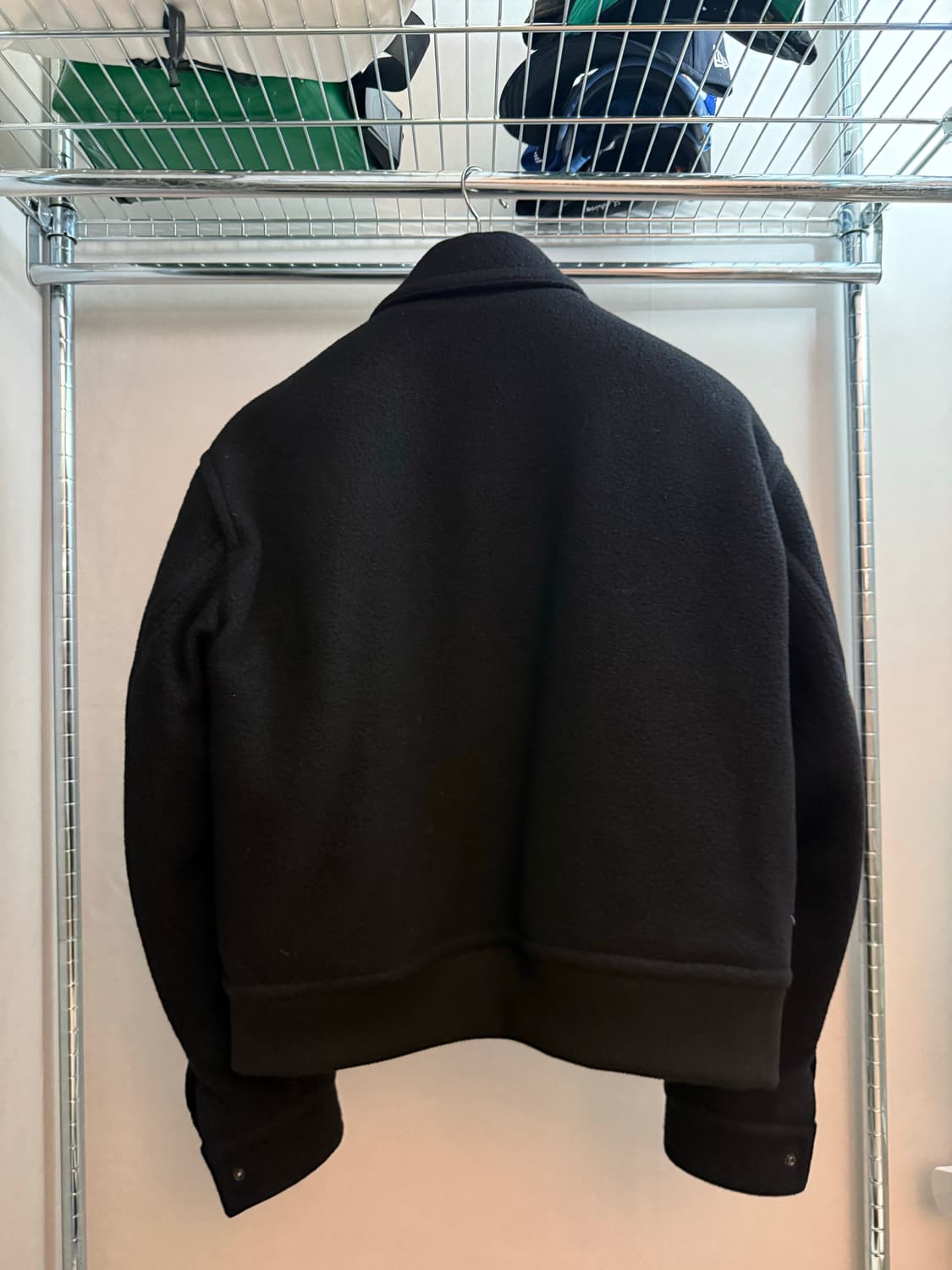 [L] 호이테 헷 스퀘어 봄버 자켓 블랙 상품이미지5