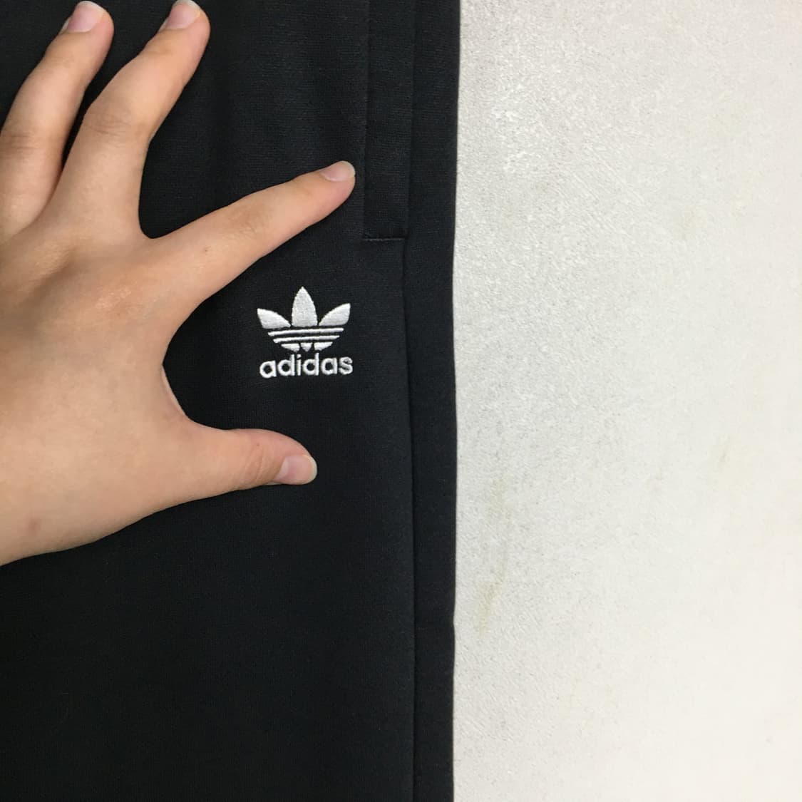 아디다스 신상 와이드레그 밴딩 팬츠 상품이미지3