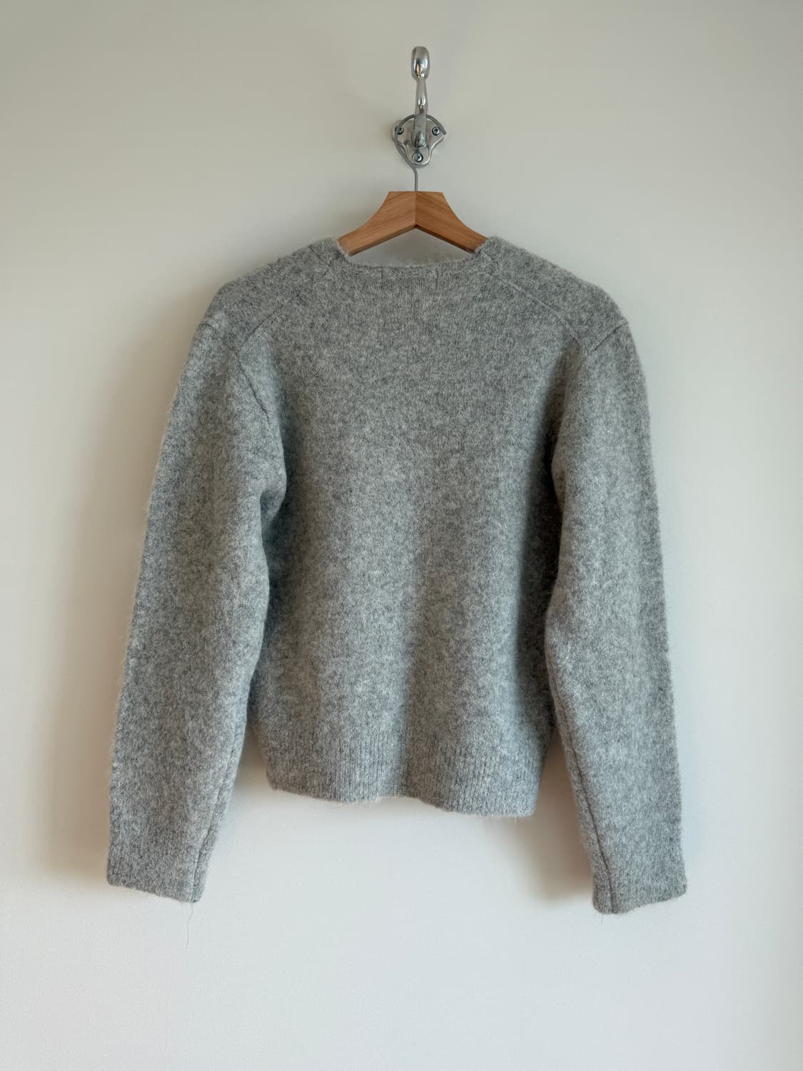 Pre owned 알파카 브이넥 니트 상품이미지4