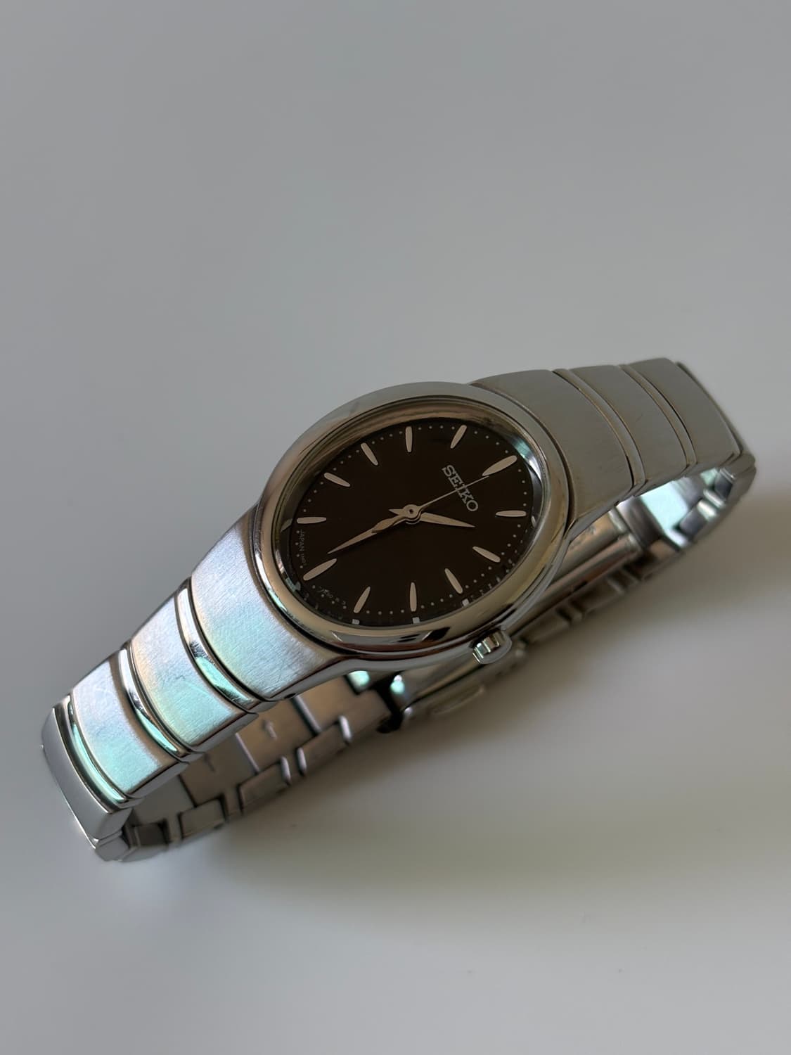 2000s Black Dial Oval Ladies Quartz 상품이미지4