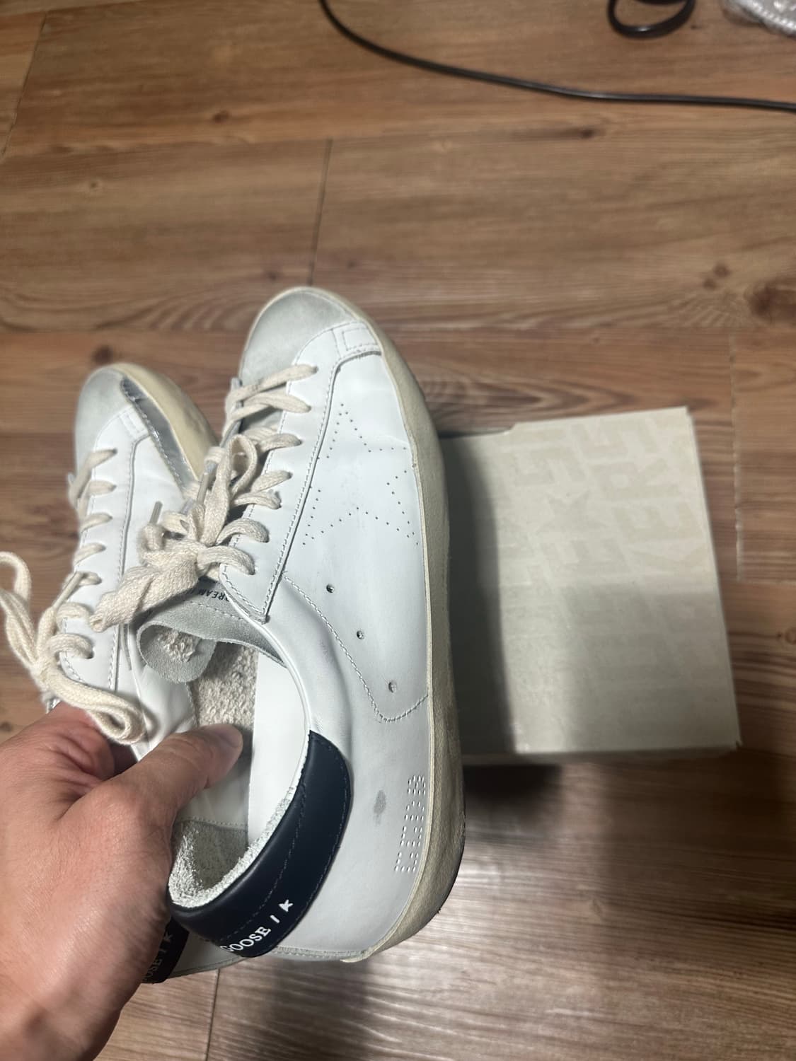 골든구스 블랙탭 41 상품이미지6