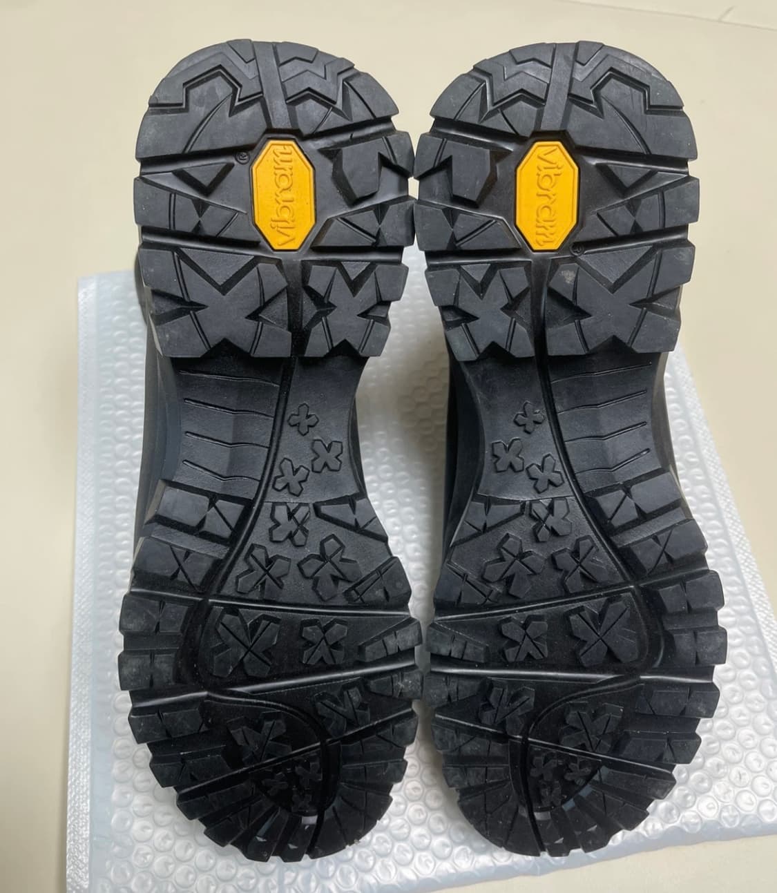 미사용)인사일런스 러너 부츠 블랙 270mm 상품이미지8