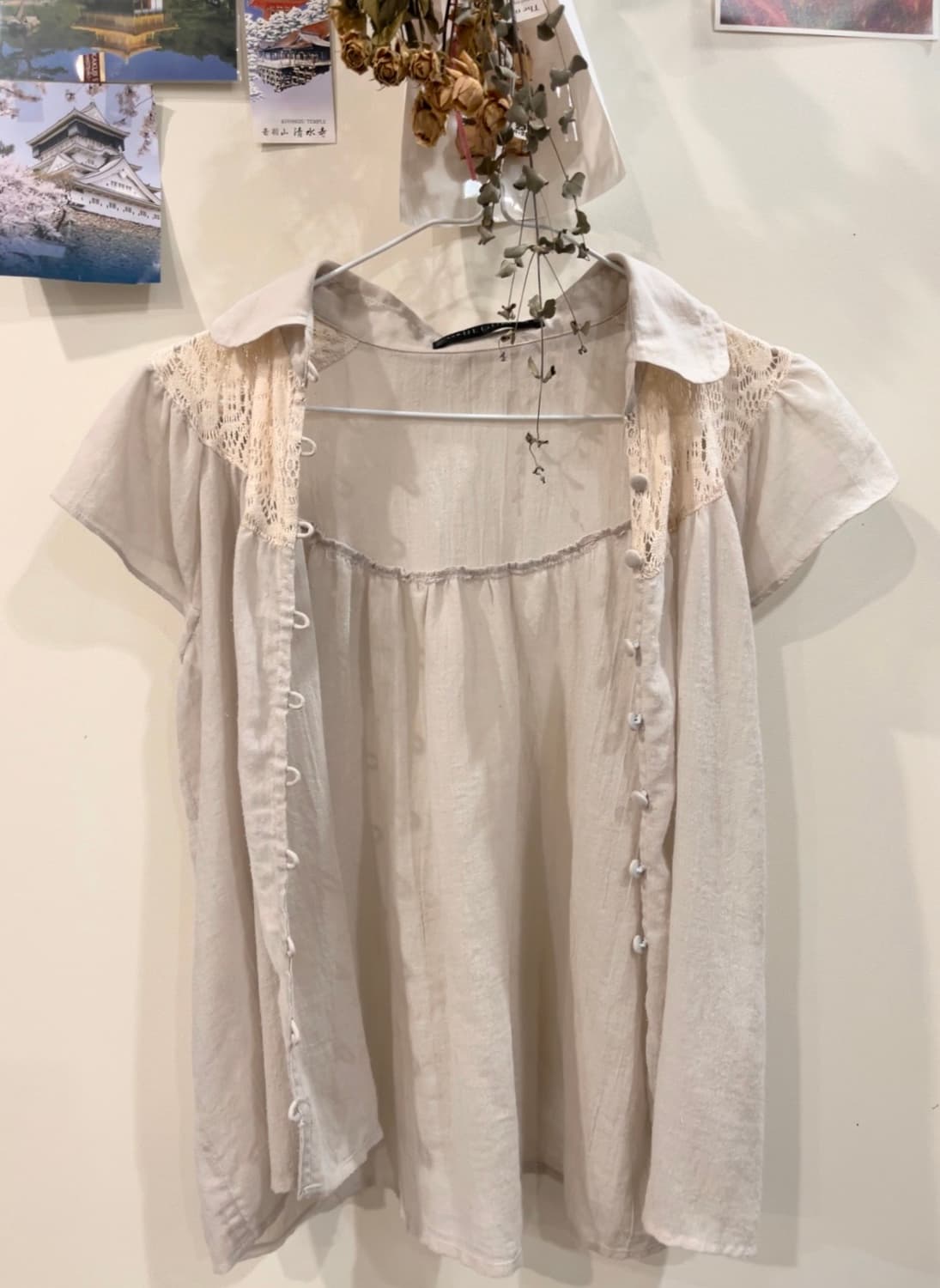 버튼 레이스 카라 블라우스 반팔티 상품이미지5