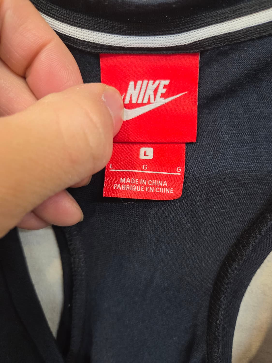 나이키 여성 빅로고 에센셜 탱크 민소매나시 L 상품이미지3