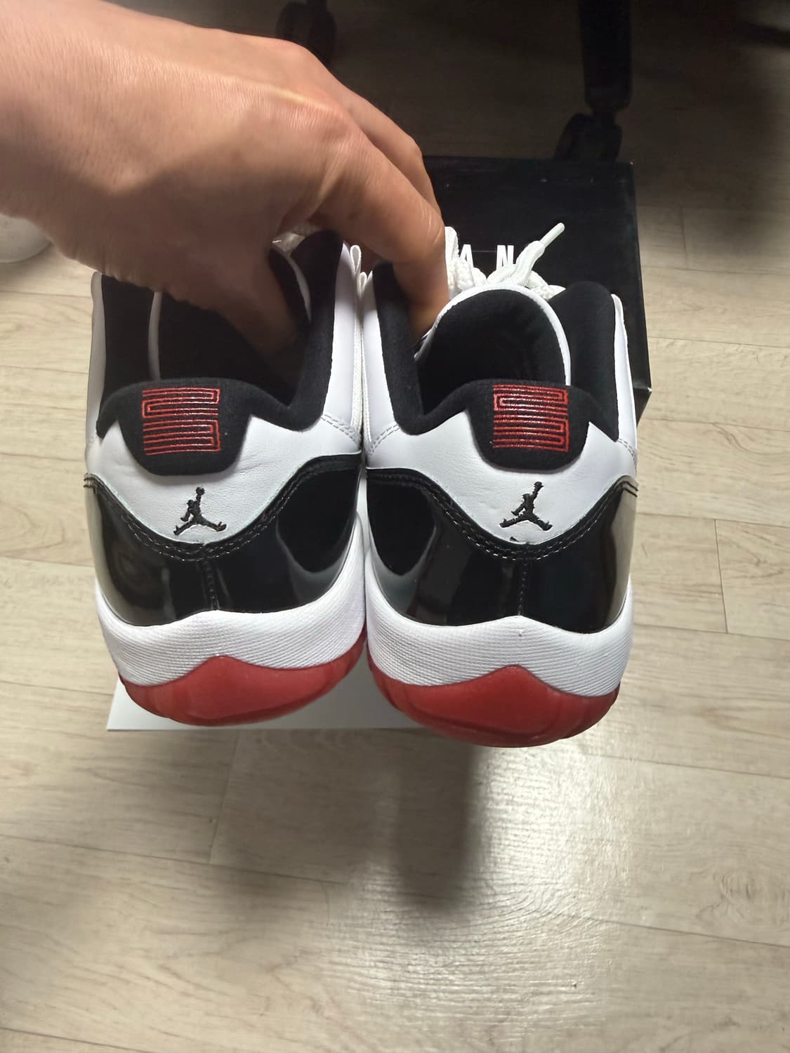 조던 콩코드로우 브레드 (265mm) 팝니다 상품이미지6