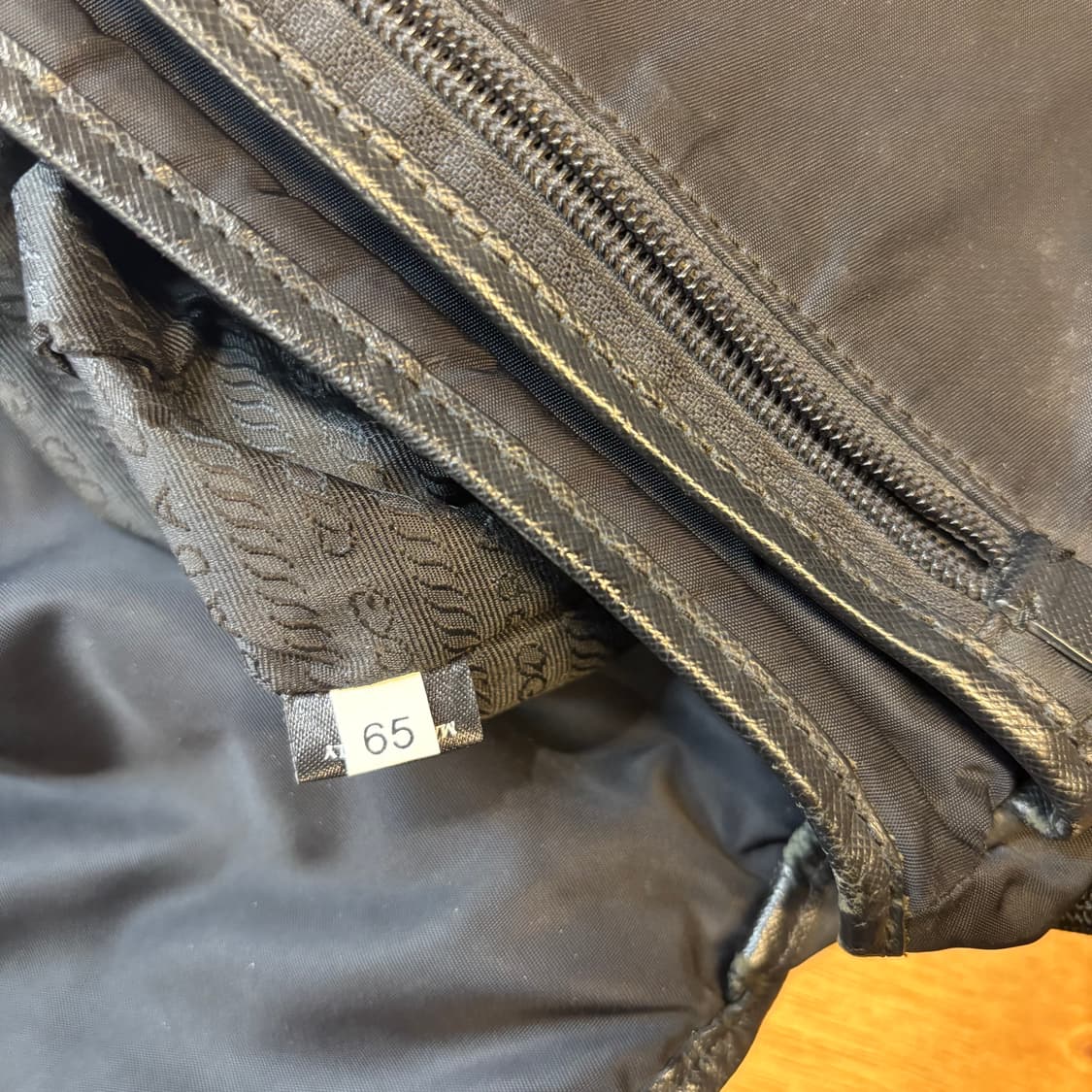 프라다 블랙 나일론 메신저 백 상품이미지10