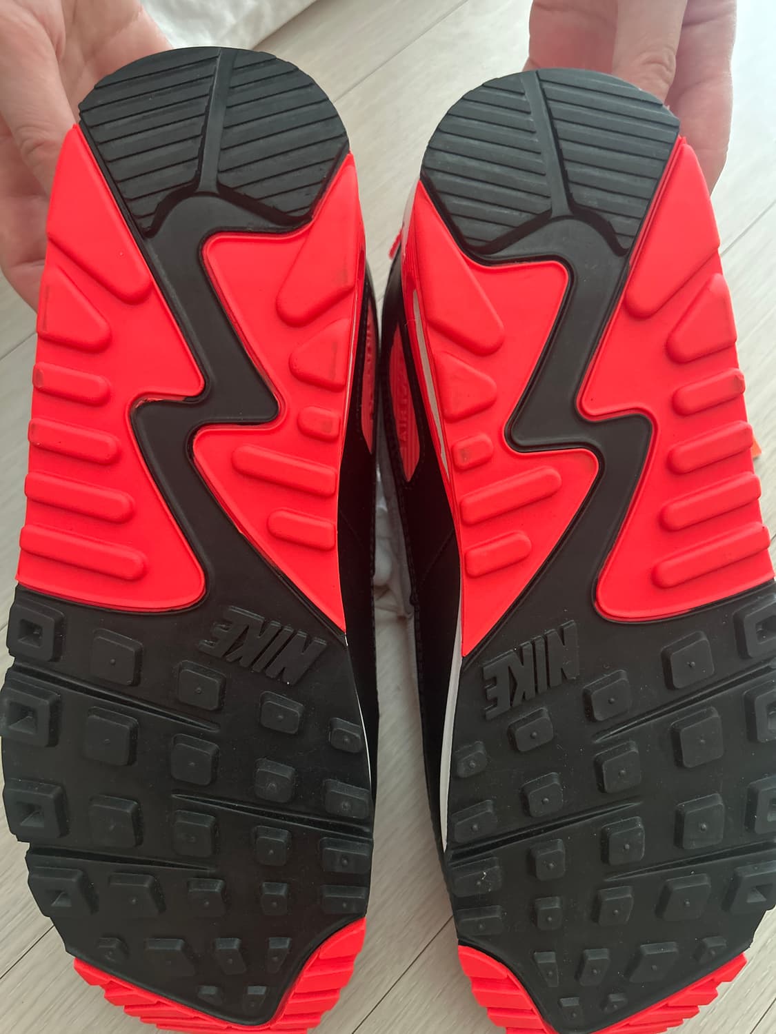 에어맥스 3 라디언트 레드 상품이미지5