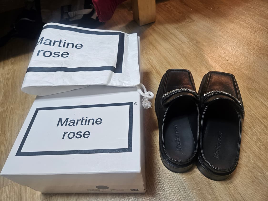 마틴로즈 체인 스퀘어토 뮬 41사이즈 상품이미지1