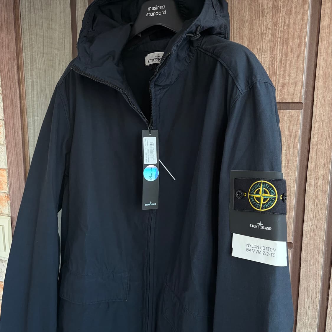 새상품(L)스톤아일랜드 와펜 나일론 코튼 바타비아 후드 자켓 네이비 상품이미지1
