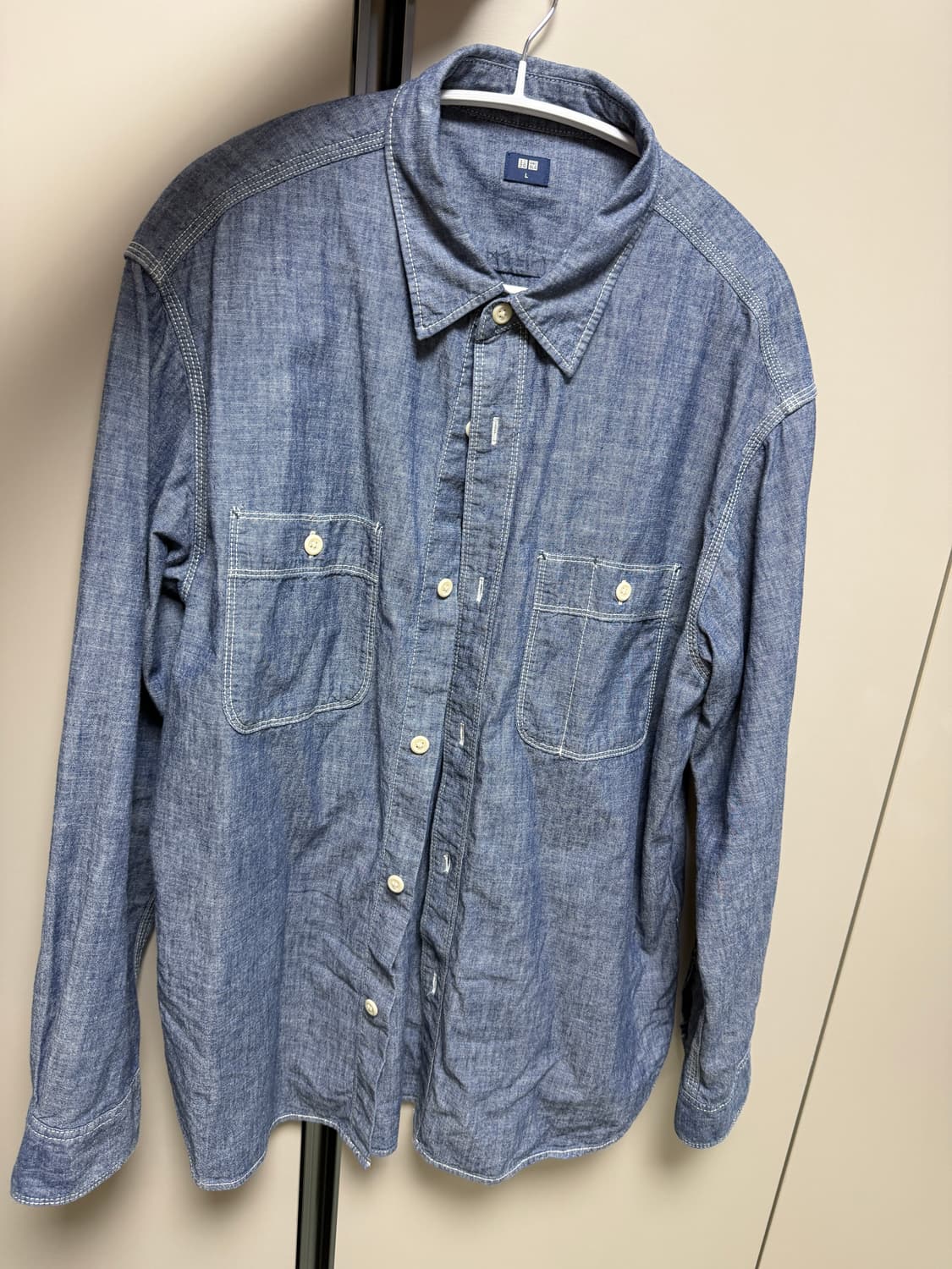 유니클로 샴브레이 L 어두운 상품이미지1