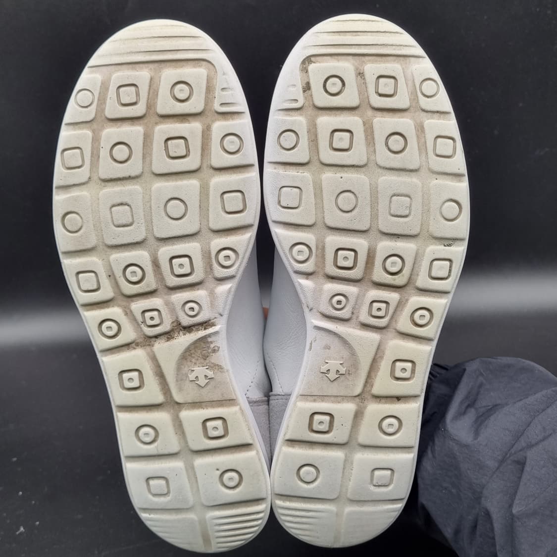 데상트 크론템포 운동화 265 상품이미지3