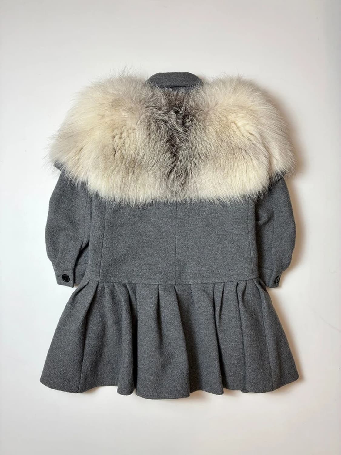 루이비통 10's 울 폭스퍼 프릴 코트 PN8181 상품이미지7