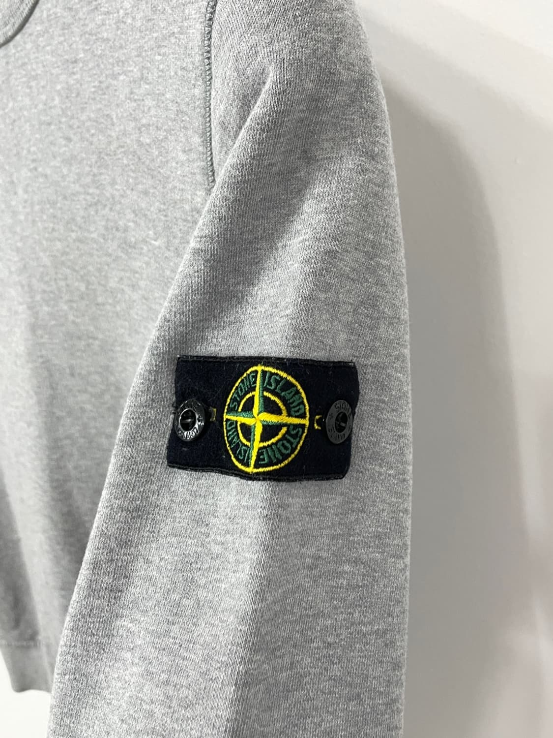 스톤 아일랜드 주니어 와펜 맨투맨 상품이미지1