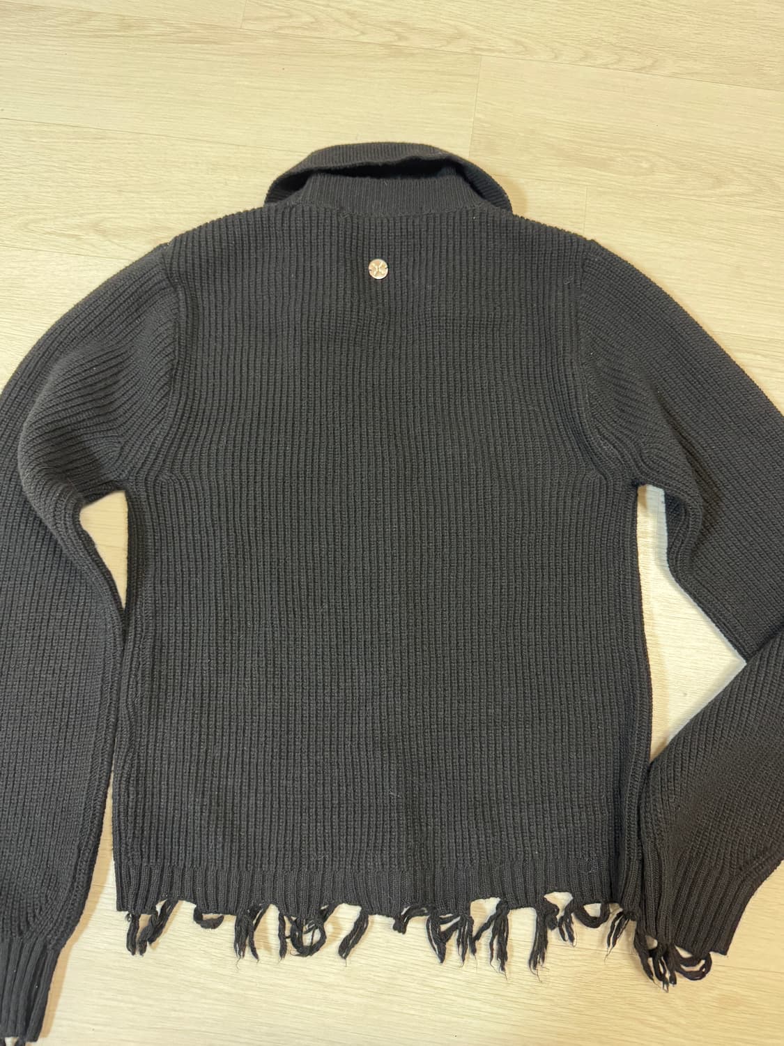 새상품 하프데빌어스 니트 브이넥 카라 가디건_블랙 상품이미지9