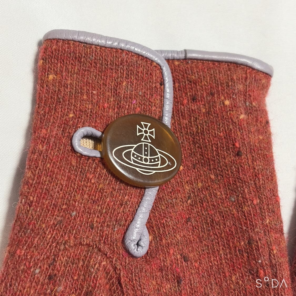 비비안웨스트우드 니트 장갑 브릭 상품이미지3