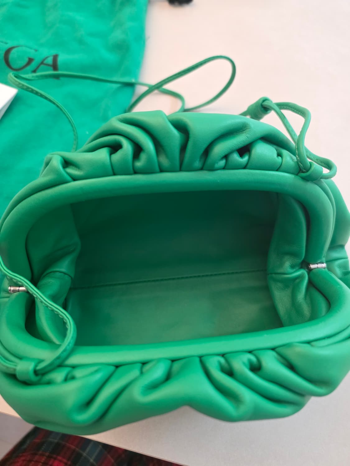 정품 보테가베네타 만두백 그린 상품이미지5