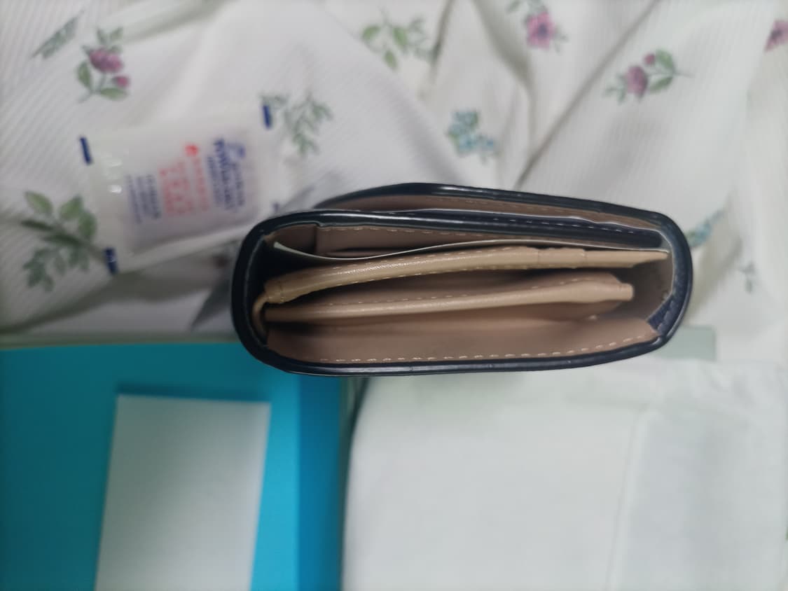 정품 루이까또즈 사피아노 장지갑+보증서+박스 상품이미지4