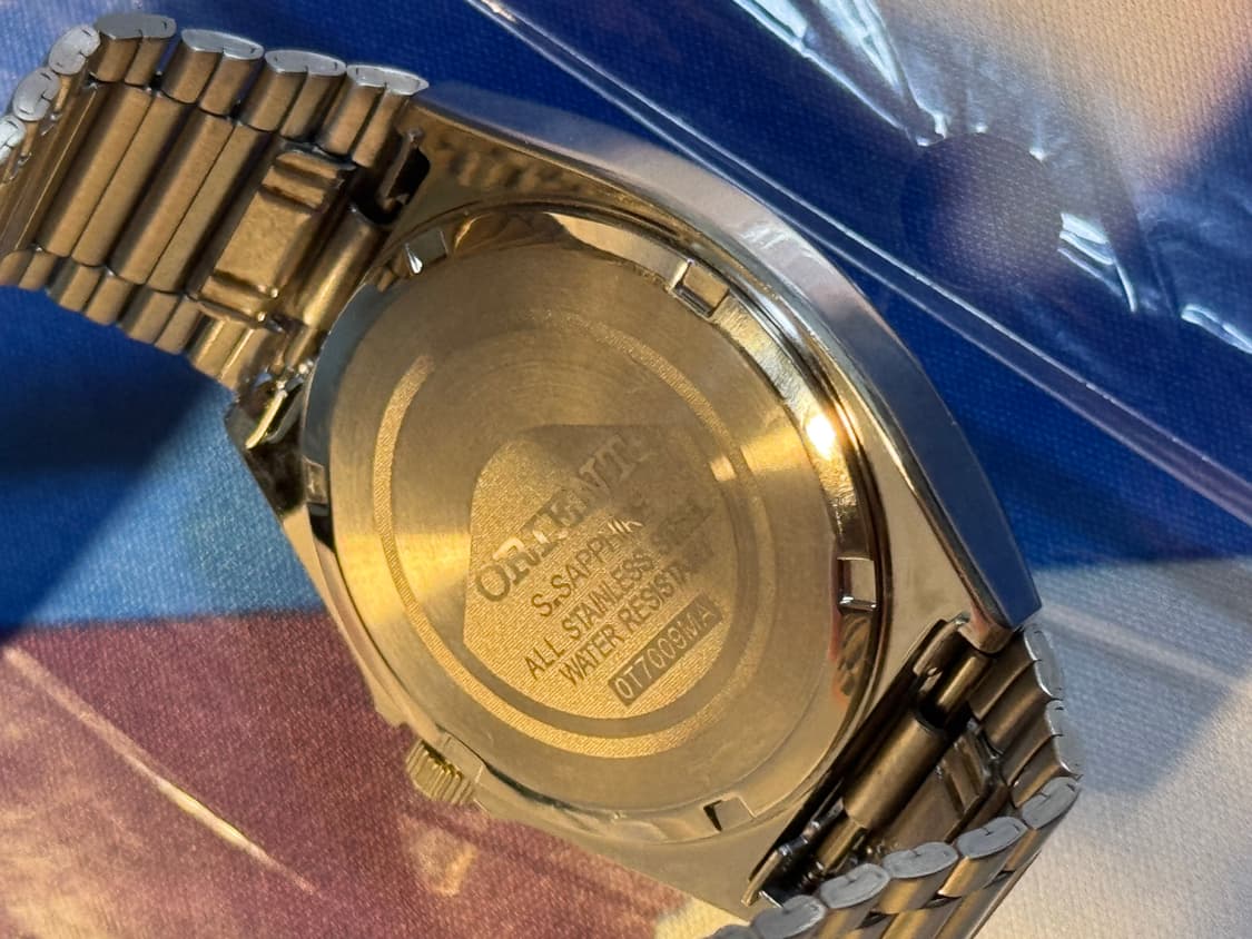 오리엔트 tv디자인 쿼츠 손목시계 상품이미지4