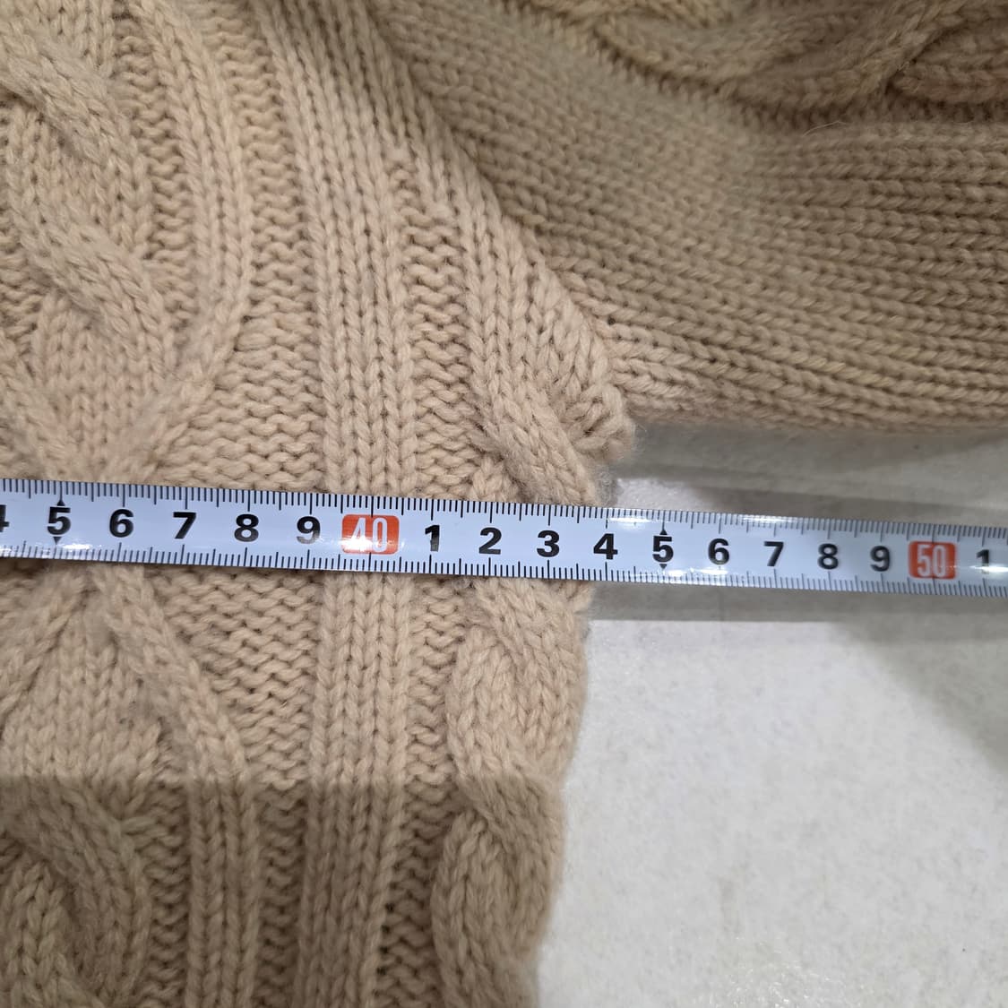 앤클리프 퍼 후드 꽈배기 가디건 90 상품이미지10