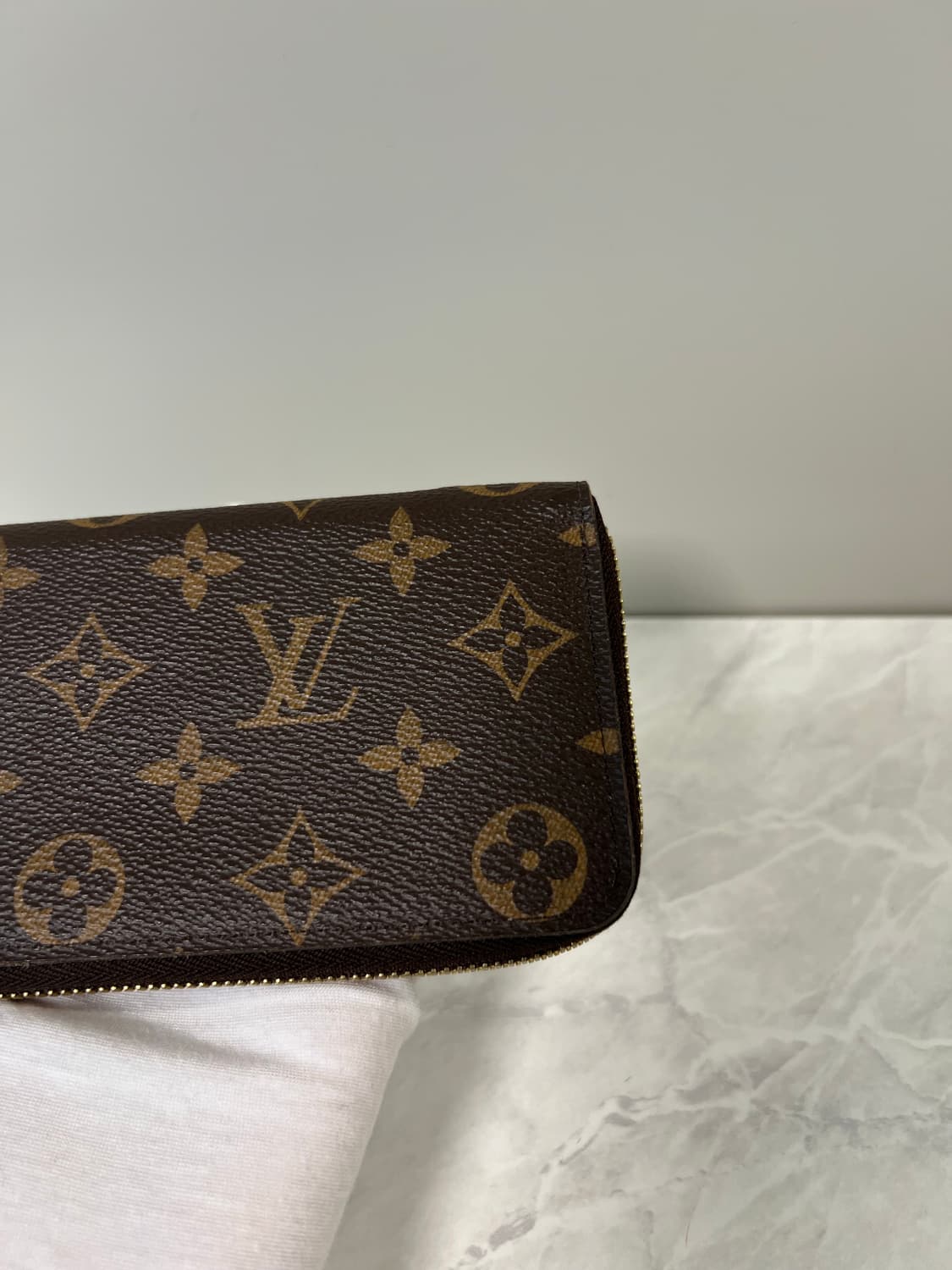 루이비통 모노그램 클레망스 지퍼 장지갑 상품이미지7