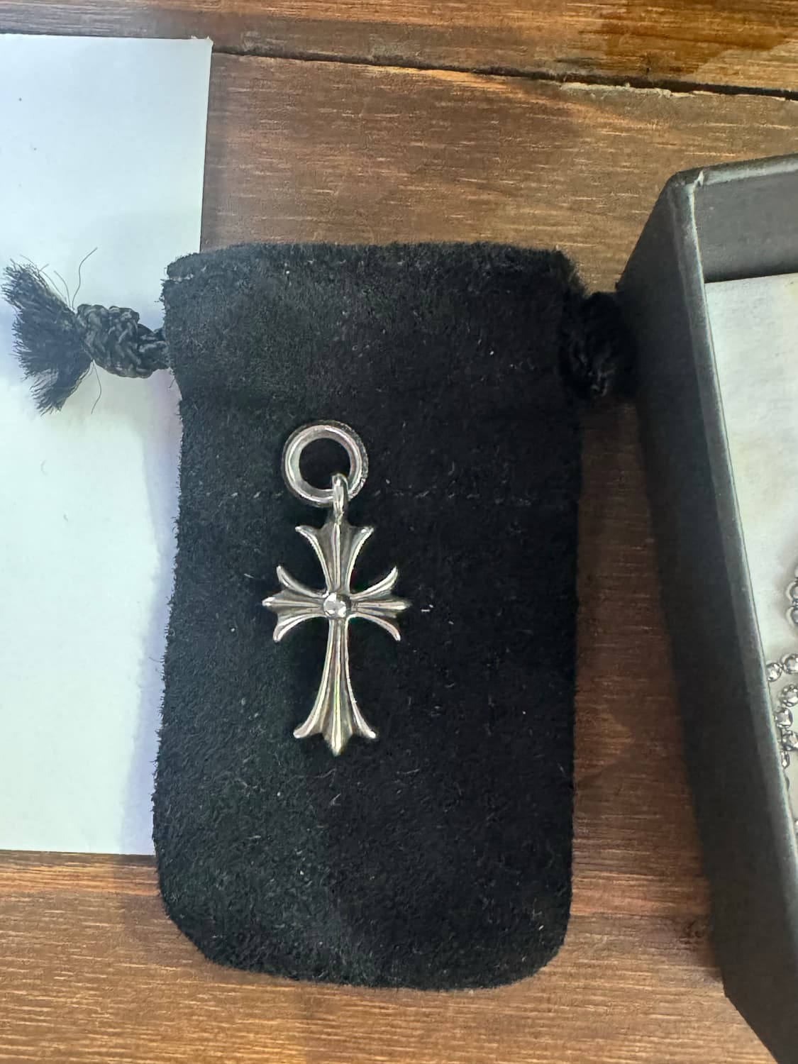 크롬하츠 타이니 크로스 펜던트 상품이미지1