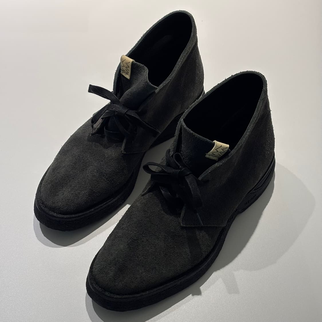 9.5) visvim 비즈빔 스웨이드 처카 부츠  상품이미지1