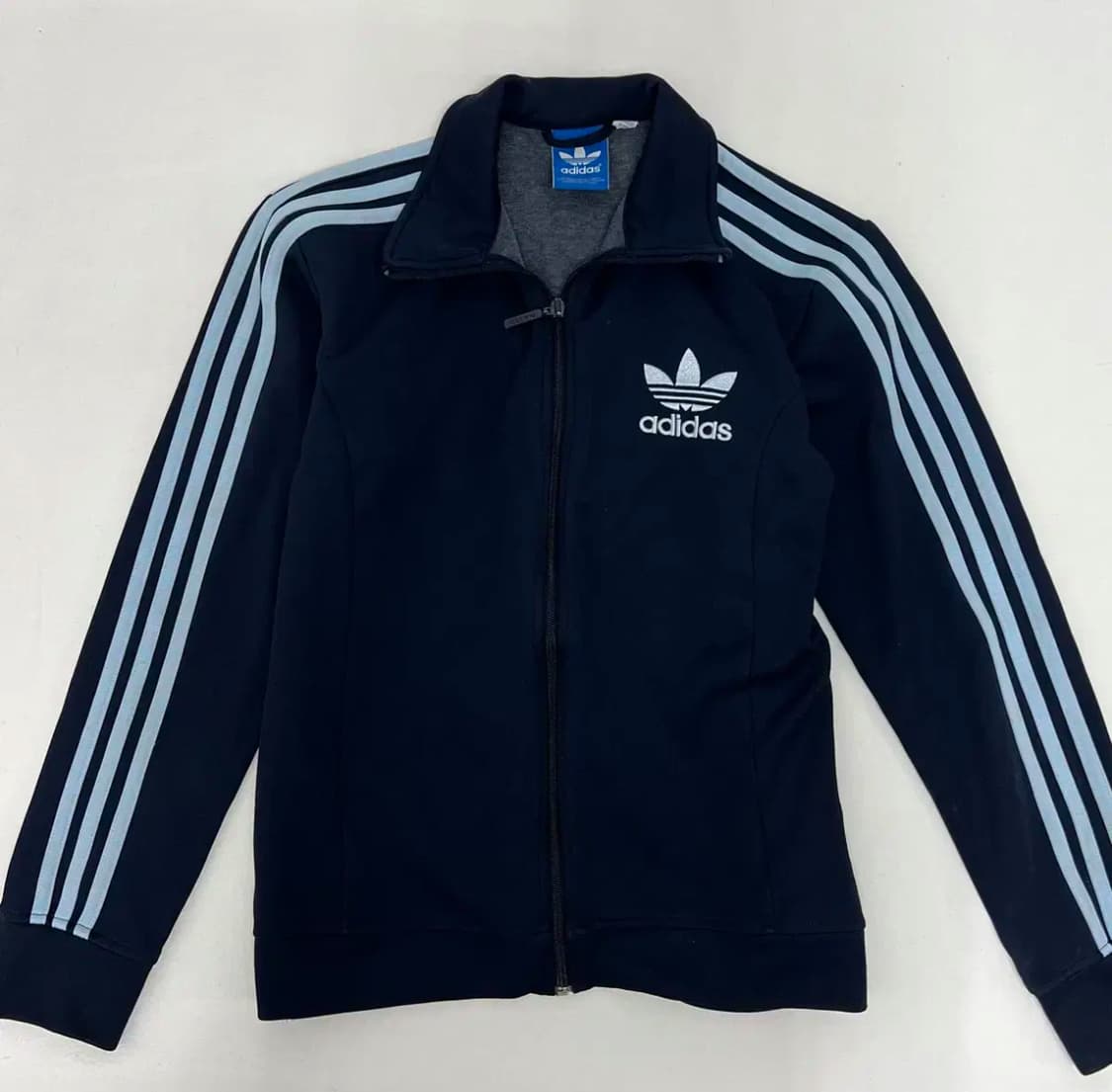 아디다스 네이비 하늘 져지 상품이미지1