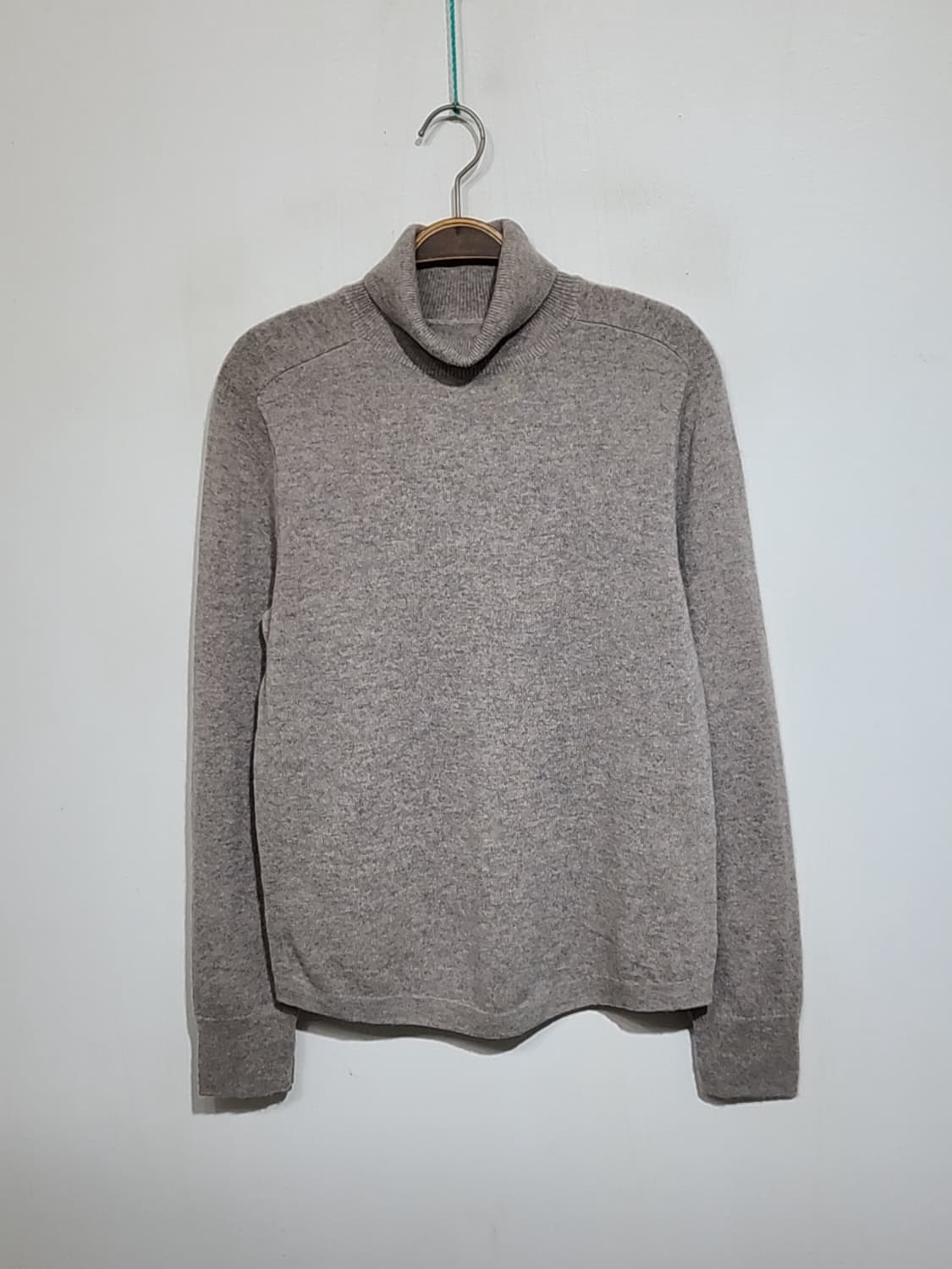 (M) 목폴라 캐시미어 니트 터틀넥 무지 스웨터  상품이미지1